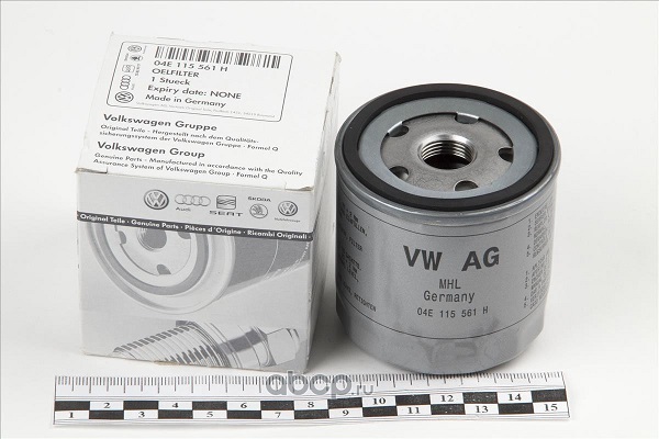 Фильтр масляный VOLKSWAGEN 04E115561H _